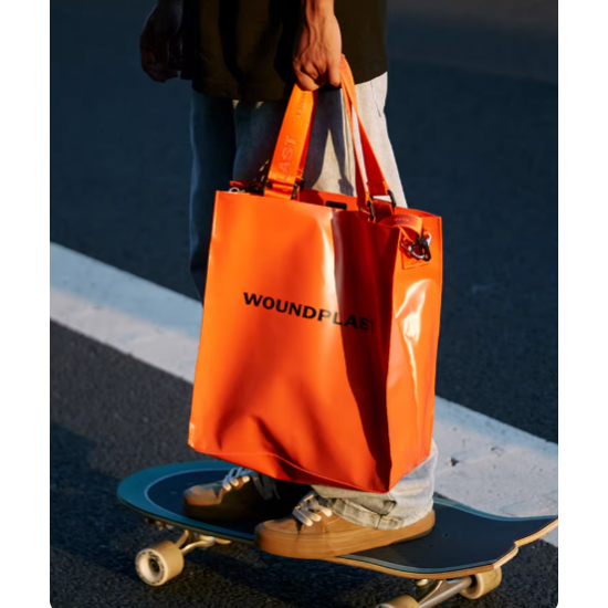 New Tote Bag: High-End Large Capacity Trendy Brand Niche Handbag/Commuter Crossbody/Shoulder Bag for Men