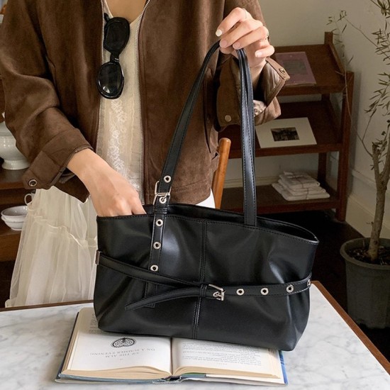 Retro Design Korean-Style Armpit Bag - 2025 Autumn & Winter New Large-Capacity Commuter Versatile Moto-Style Shoulder Bag for Women