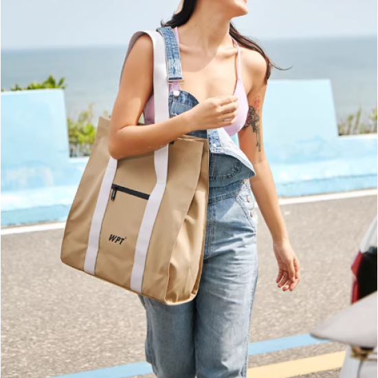 Large Capacity Tote Bag for Women, High-End Travel Bag, Shoulder Bag, Casual and Versatile for Work and Commuting